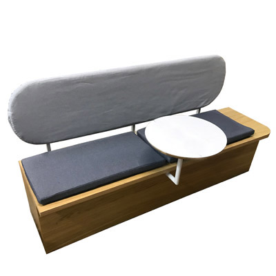 Loungeserie Elversberg Sitzbank mit integrierten Tischen und Theke abschlie�bar und mit Rollen