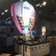 Theke Leuchttheke Ballon mit Regalen